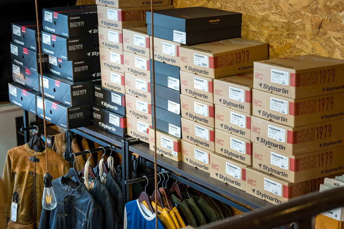 motorimoda グローブ商品イメージ