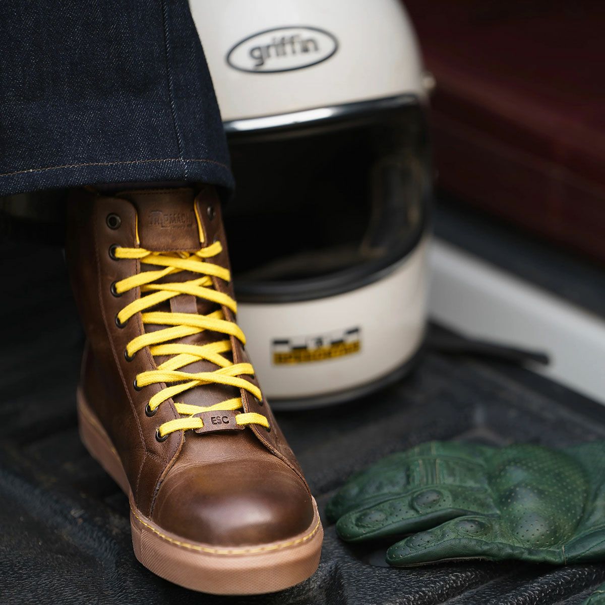 escスニーカーイメージ6