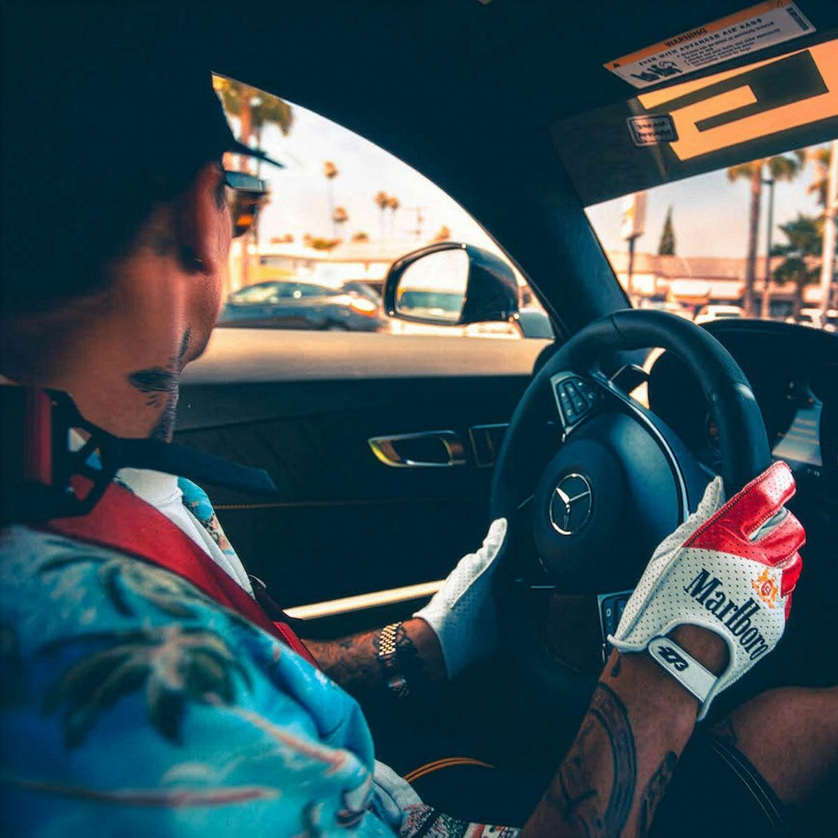 PMI トリビュート レザードライビンググローブ イメージ