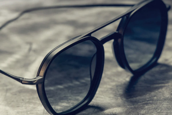 brett サングラス