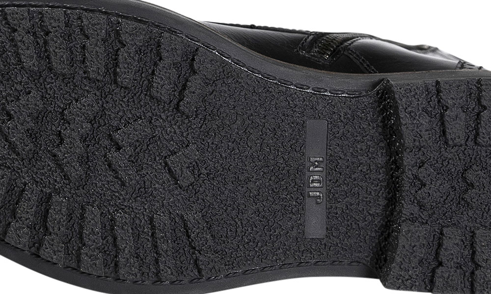 耐油性・振動吸収性に優れたソール