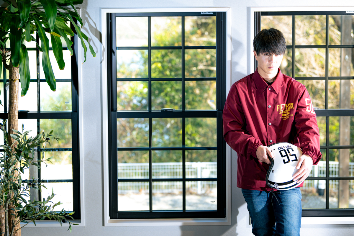 56design ライディング コーチ ジャケット 4 モデルカット