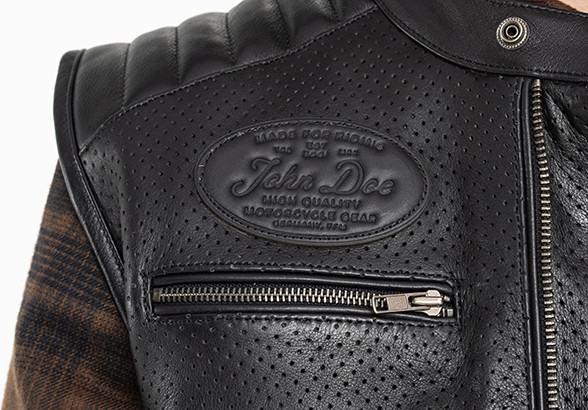 胸ポケットの画像