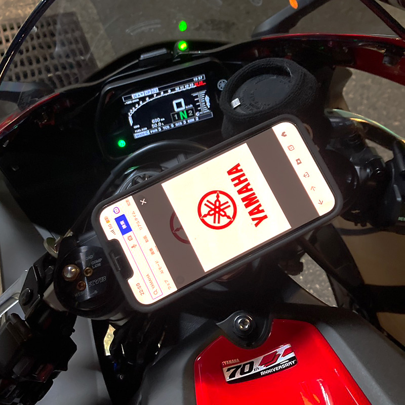 yamaha-r1への取り付け画像